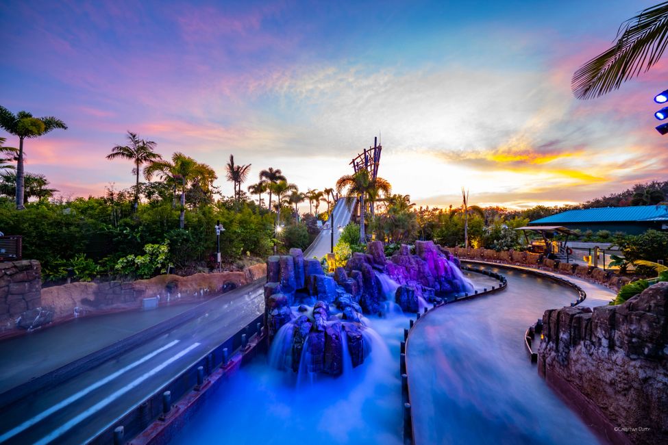 Infinity Falls Raft Ride SeaWorld Orlando. Water Rides In orlando Florida 