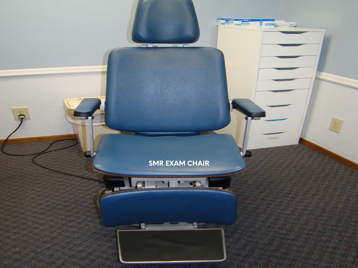 SMR EXAM CHAIR