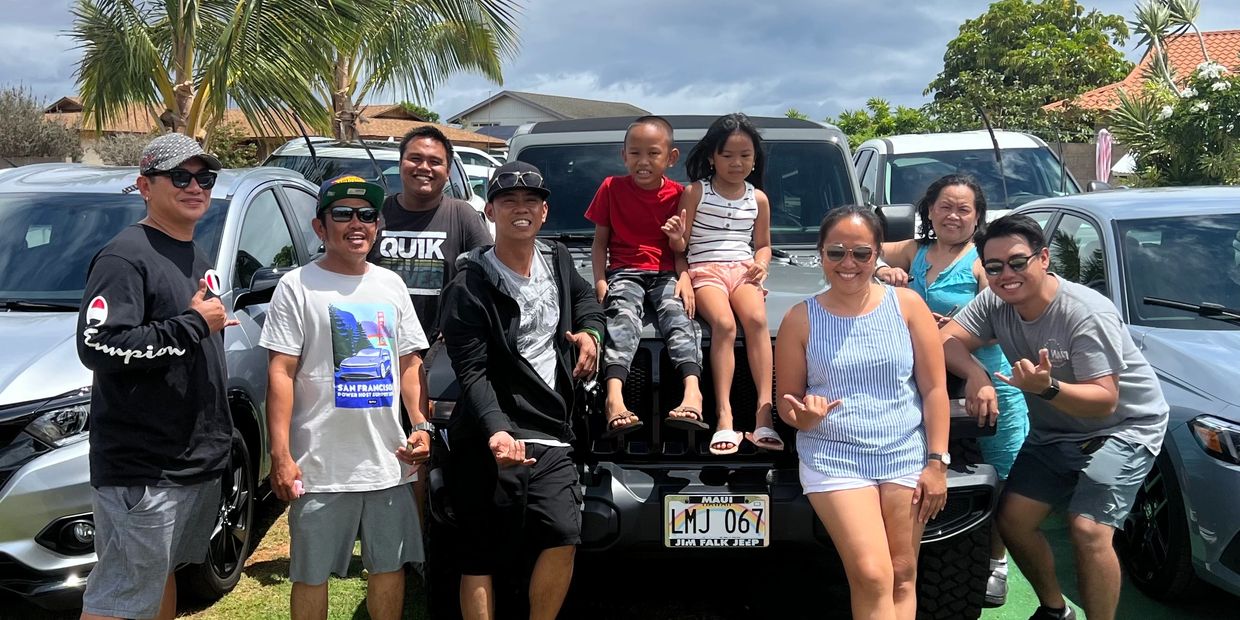 Our OHANA is dedicated to share our love for our island with guest, visitors & community. Let us pro