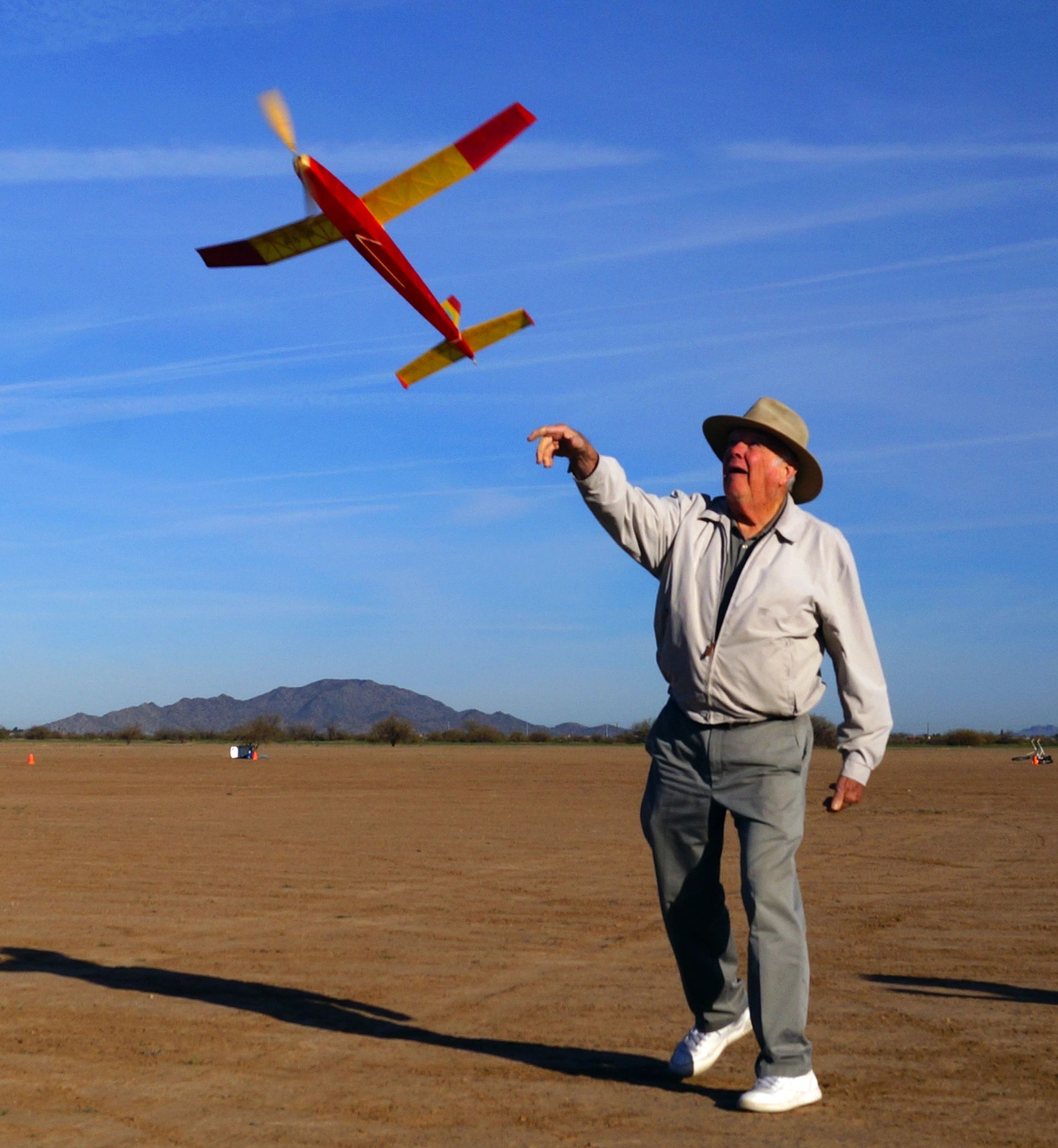 free-flight-model-airplanes-free-flight-model-airplanes-competition