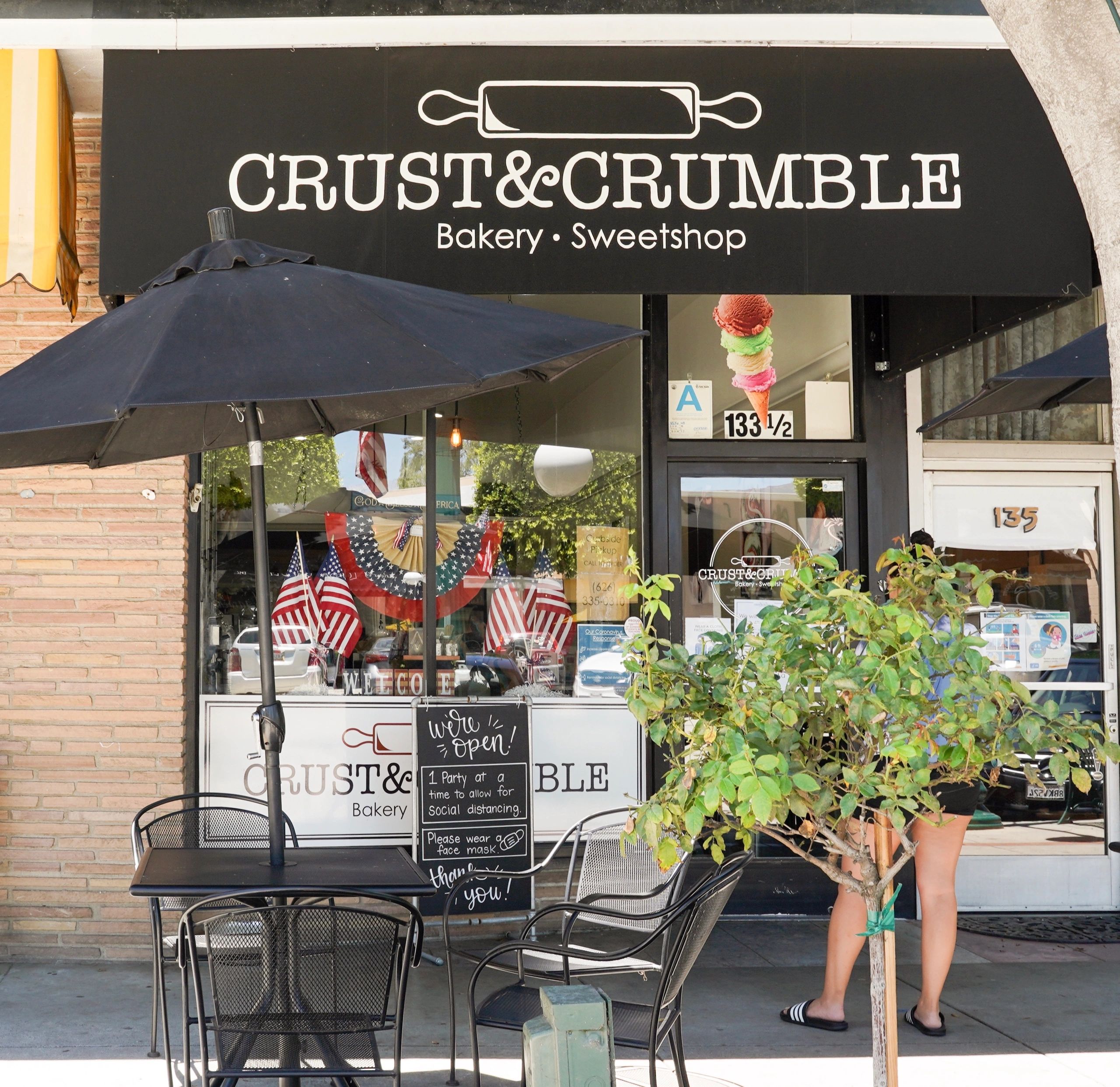 Super Sweet Spotlight Crust & Crumble Bakery