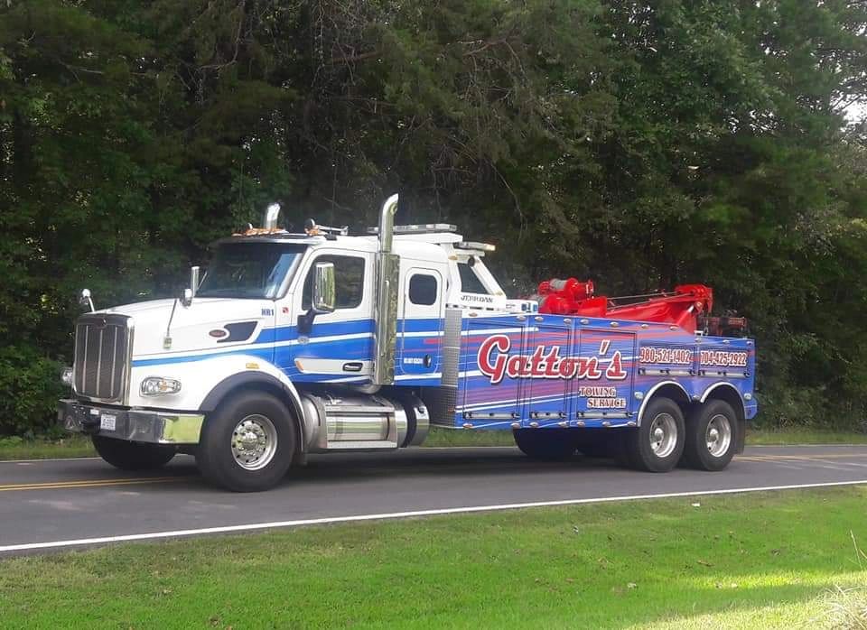 Gatton's Towing Service logo