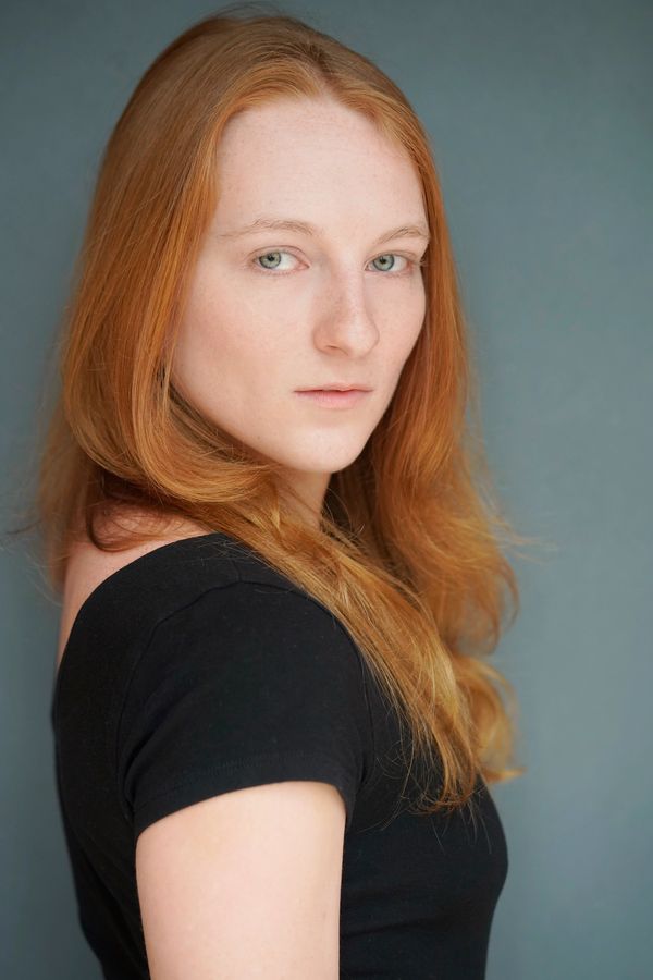 Headshot for actor Claire Louise Huder, captured by Anthony Paderewski