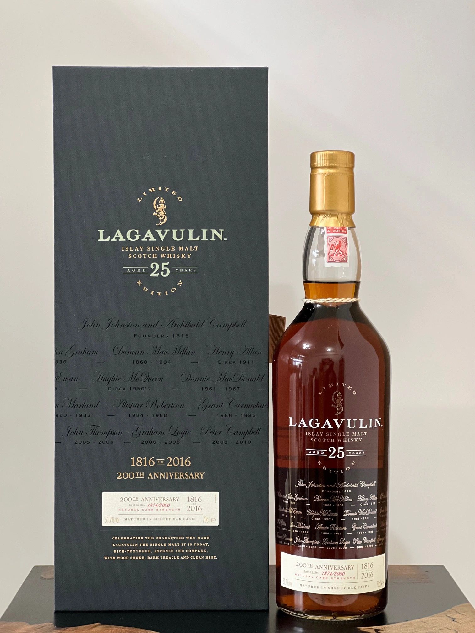 Lagavulin 25 YO Anniversary Edition