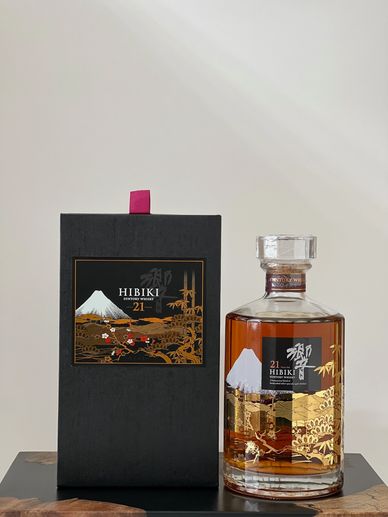 Hibiki 21 years old Mount Fuji Limited Edition, located in Taiwan  三得利響日本調和威士忌
