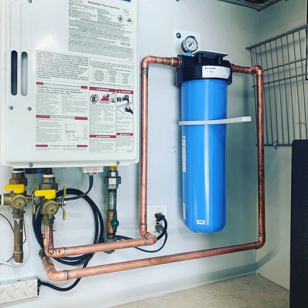 innovatewaterheatersllc.com - Water Heater Repair, Tankless