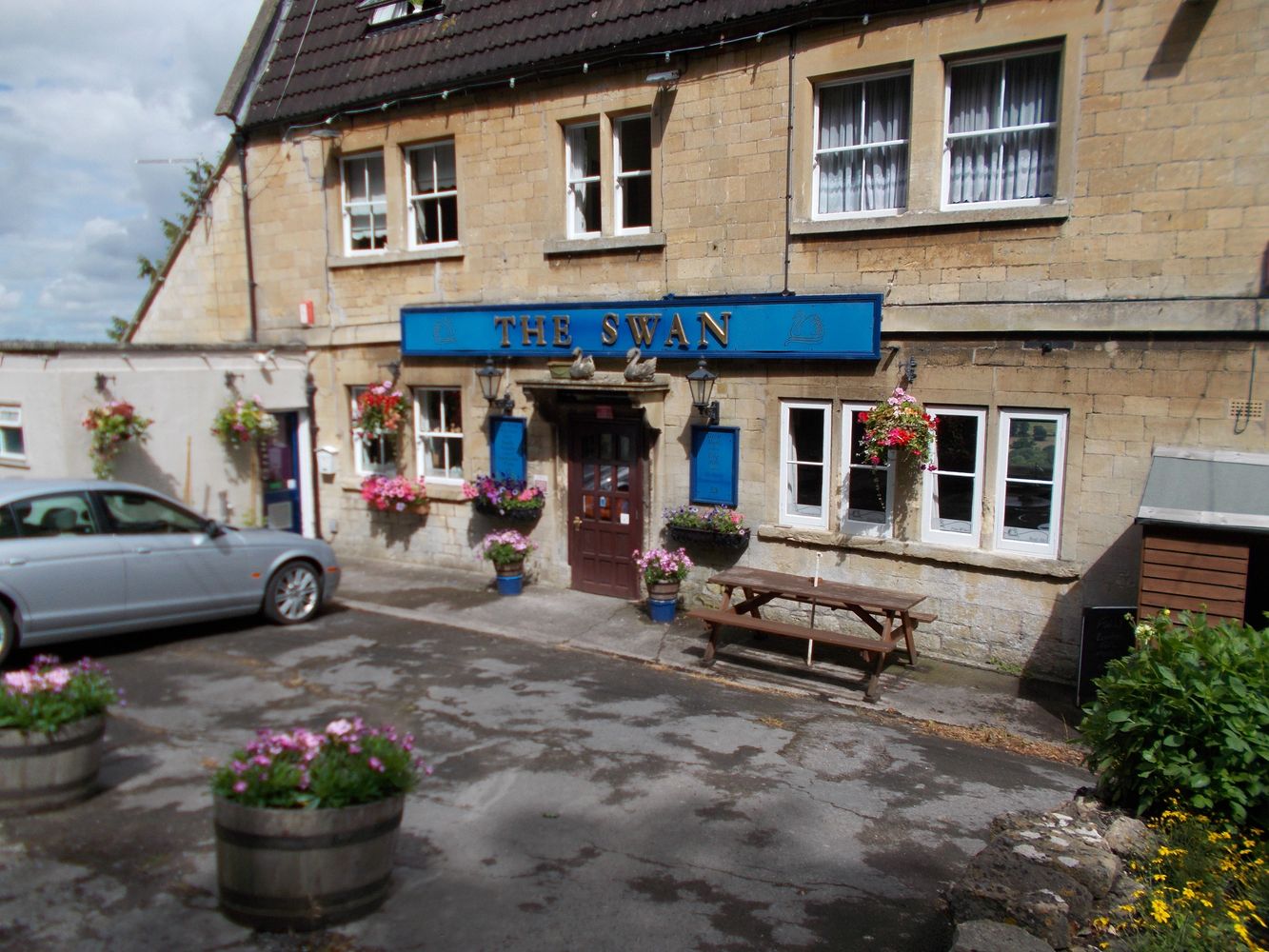 WELCOME TO THE SWAN INN KINGSDOWN