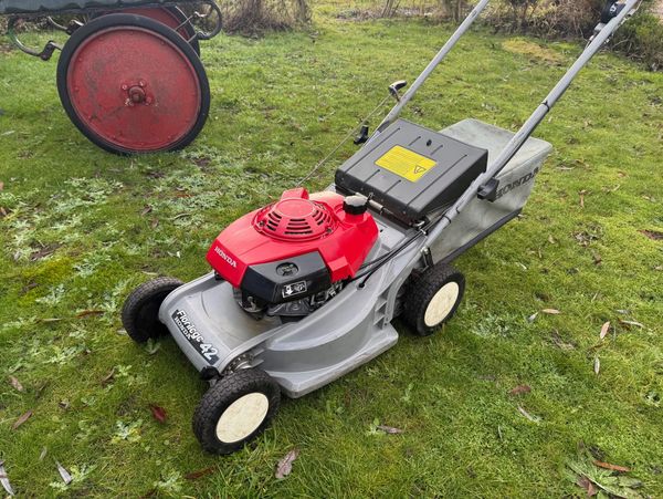 Honda 16" Self Propelled Lawnmower