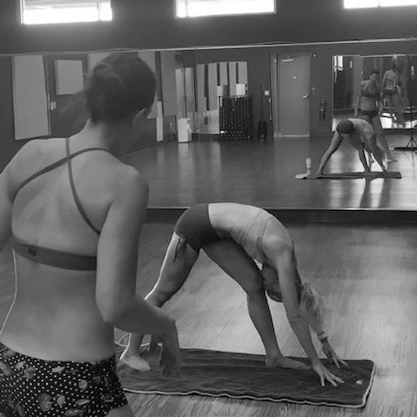 Yoga & Pilates Classes - Hella Hot Aurora