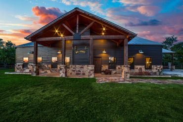 Ranch house with front porch swing