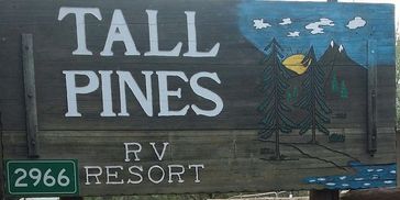 Sign at the entrance - Tall Pine Rd & 
Anderson Way