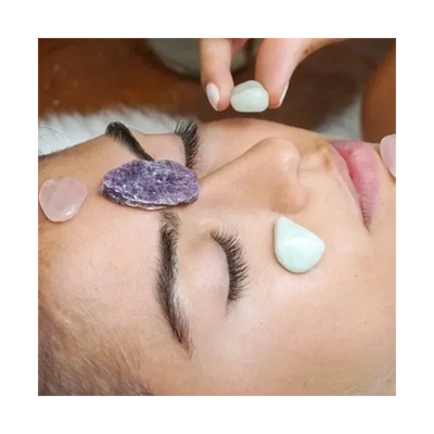 Reiki session focused on relaxation and nervous system balance