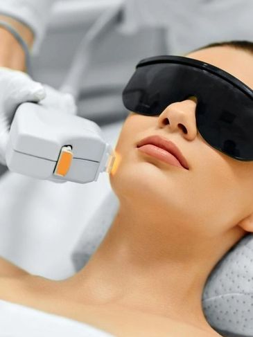 Cutera Xeo laser offers IPL, laser hair removal, skin tightening and deep laser facials