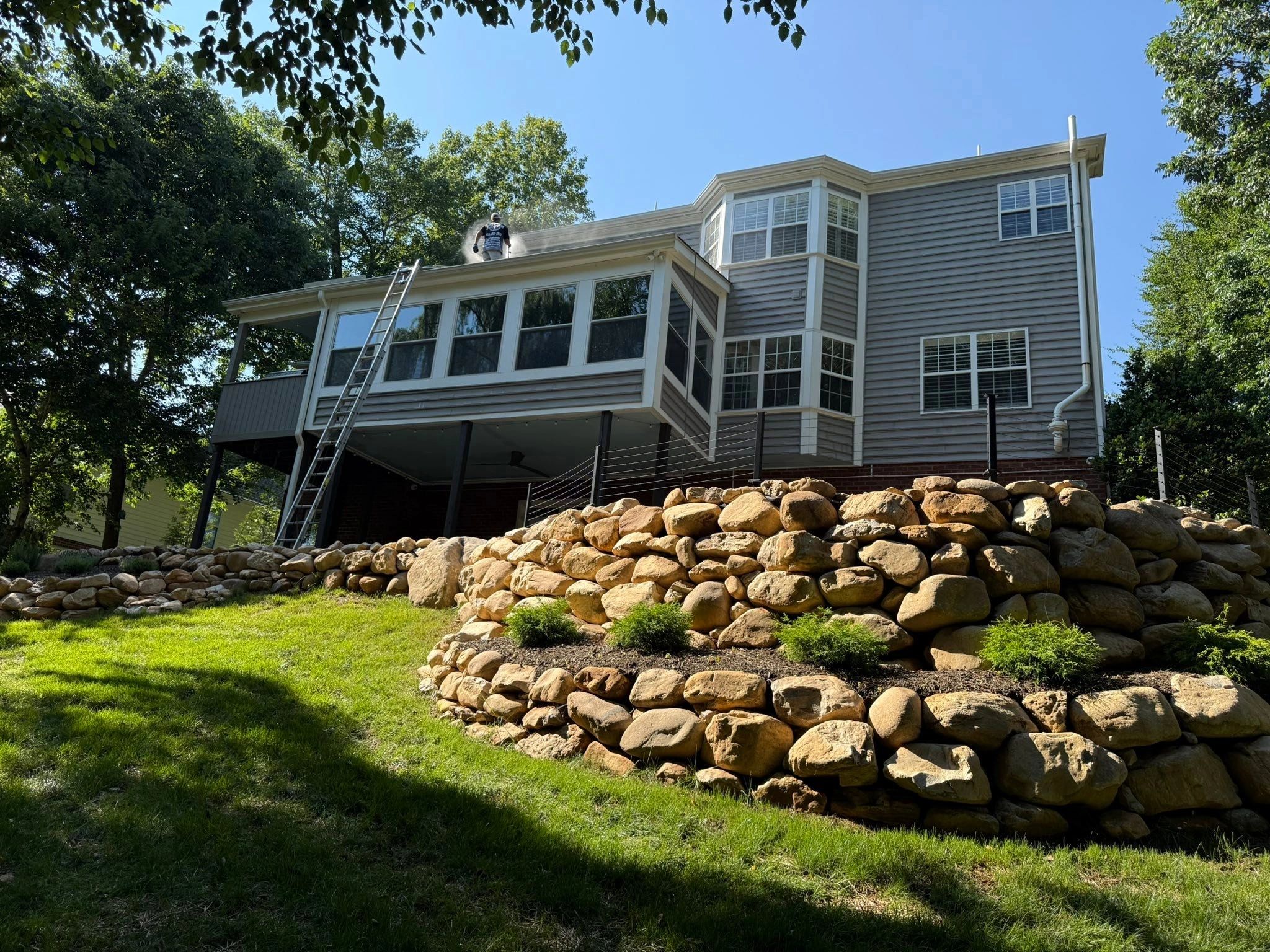 Local Exterior Solutions