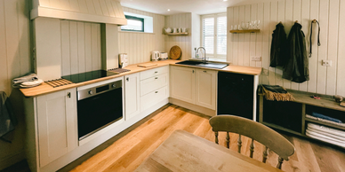 The Granary kitchen with all modern conveniences