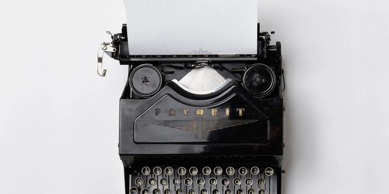 Old fashioned typewriter for copywriting services