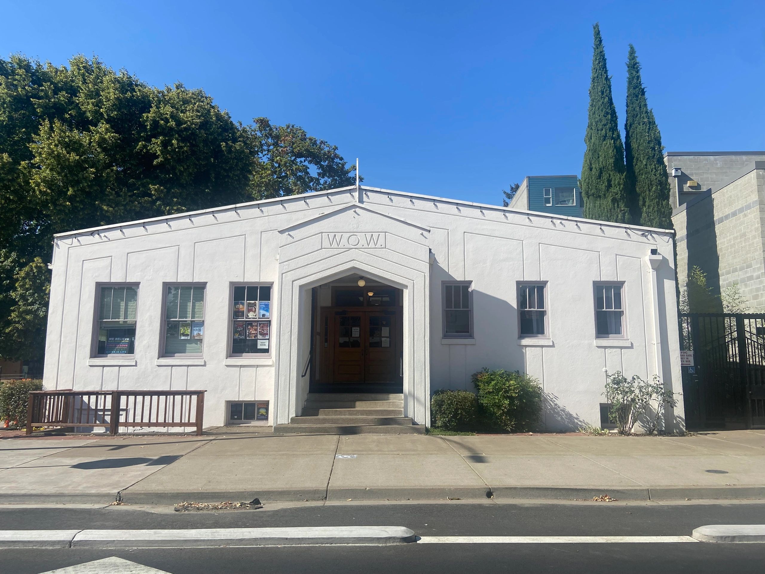 Photo of the WOW Hall.jpg