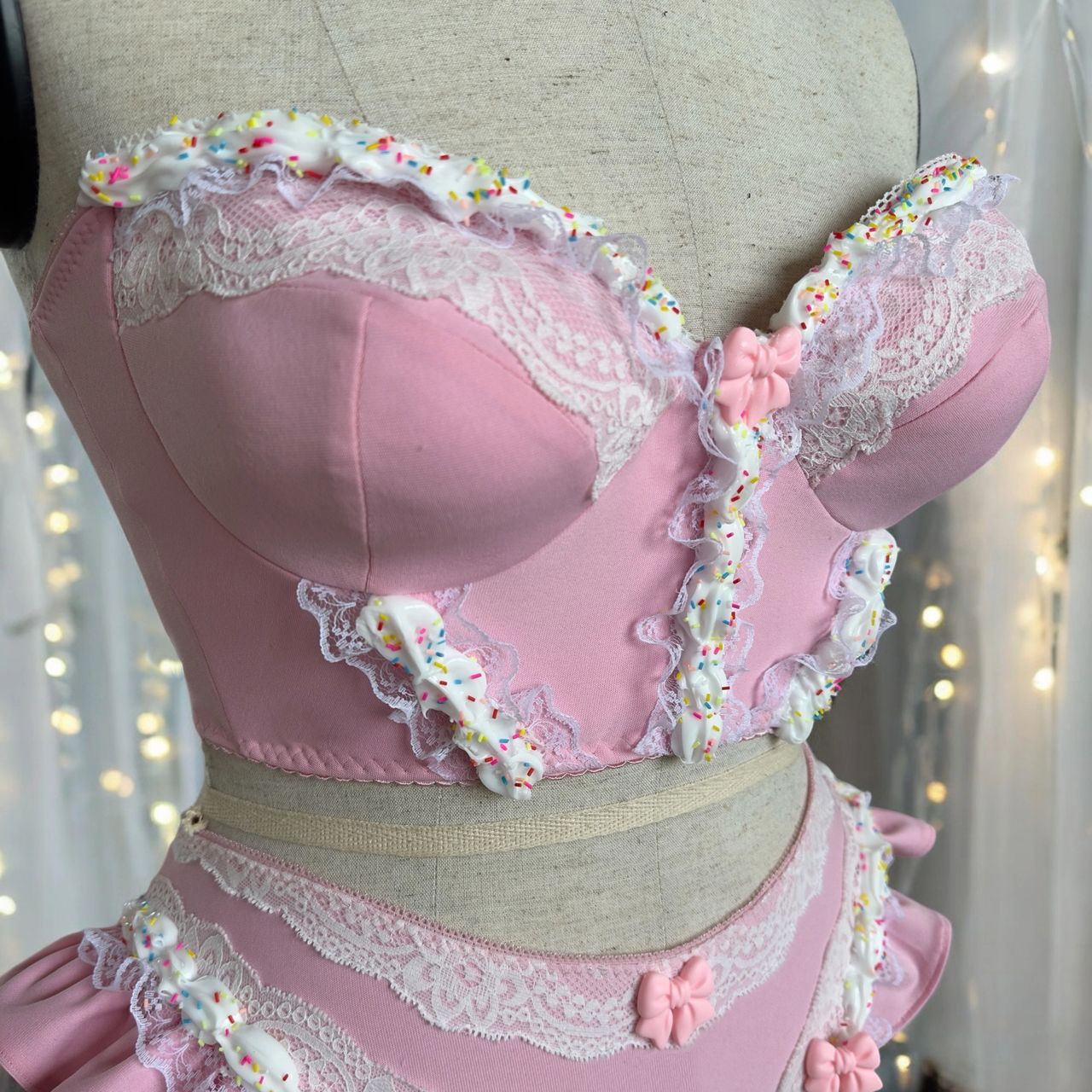 Let Them Wear Cake (Fantasy Make)