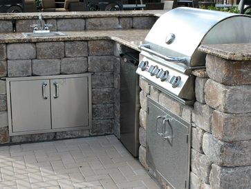 Outdoor Kitchen 