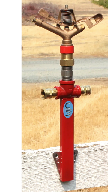 side  mounted  hurricane 150 wildfire sprinkler by code3 water