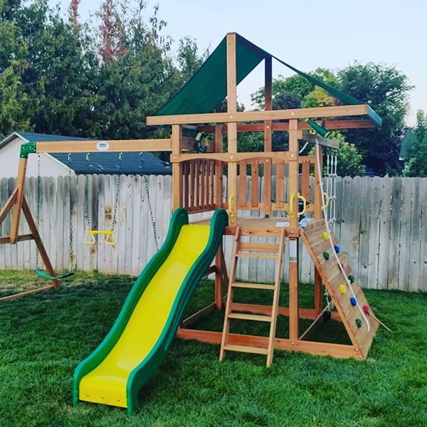 DreamPlay Playset Assembly Service Backyard Discovery Playset