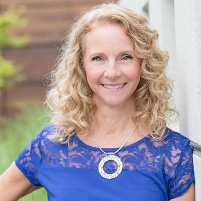 Suzanne S Bailey, Energy Coach and Healer
