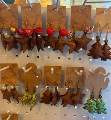 12.00 
Meatal earrings