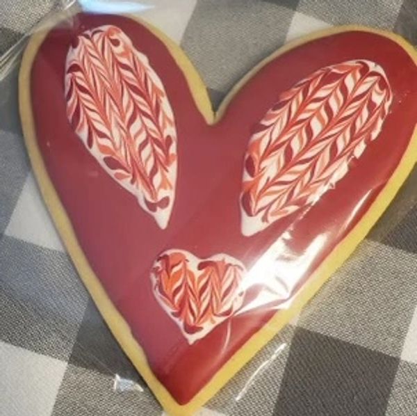 Valentine’s Day decorated cookie