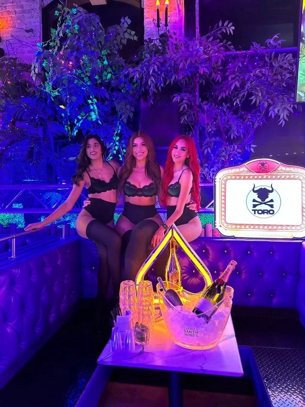 Bar photo 3