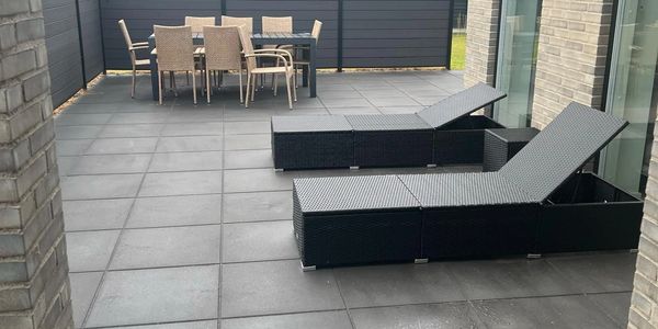 Belægning på terrasse 60x60 fliser 