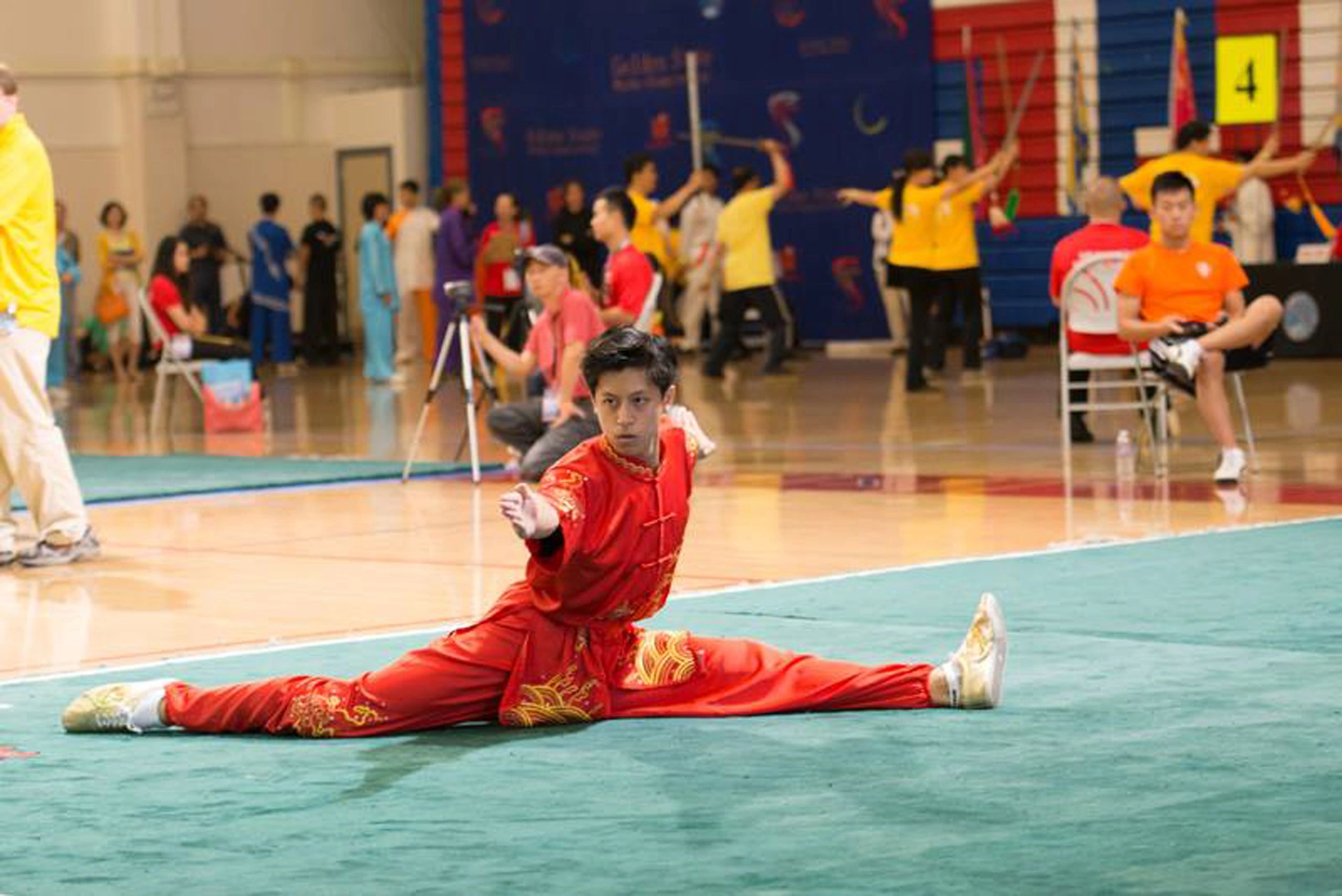 GALLERY, image size:2560x1709