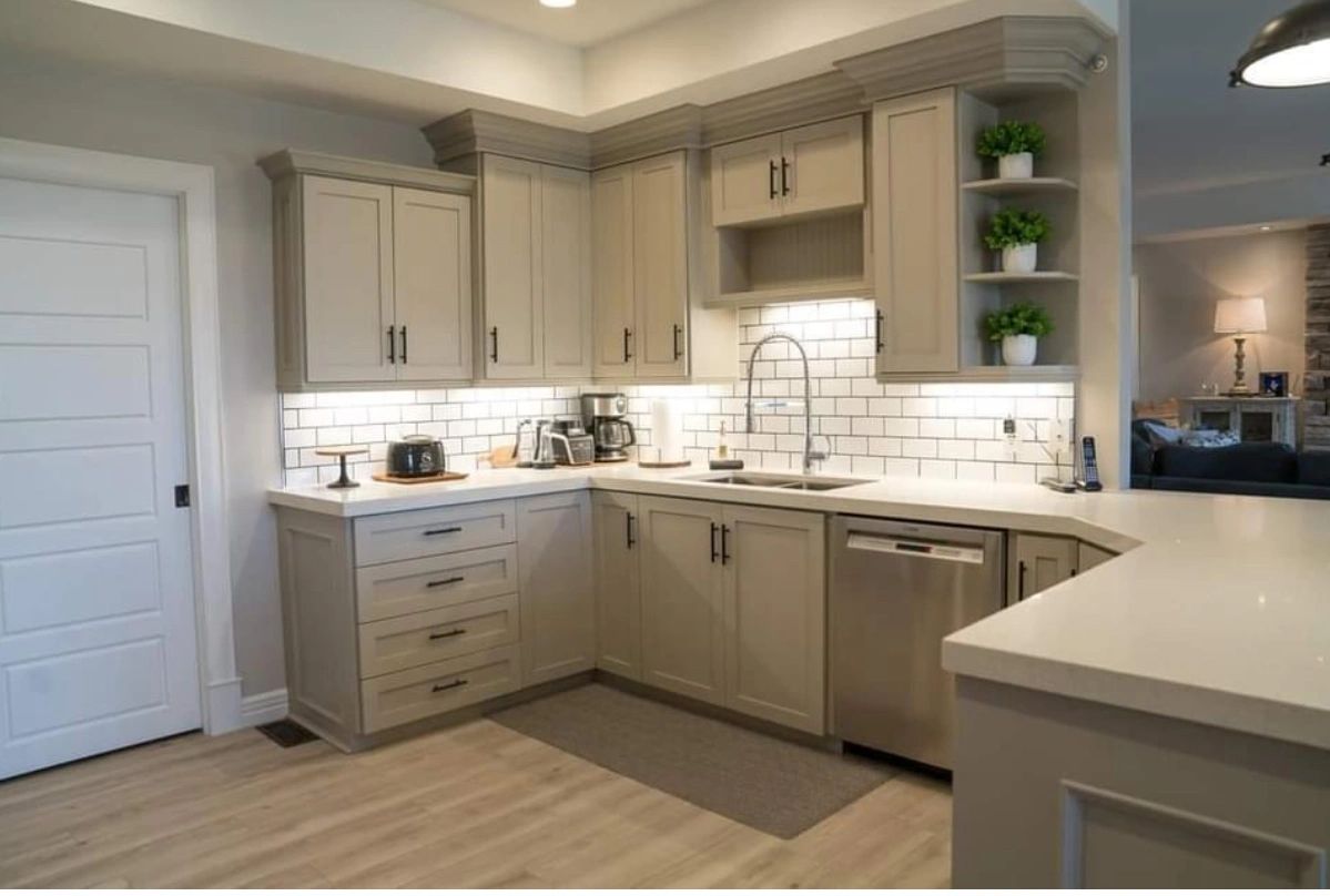 Stunning Kitchen Transformation with Fusion's Putty Mineral Paint