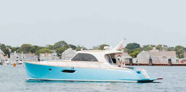 sailboat cruise nantucket