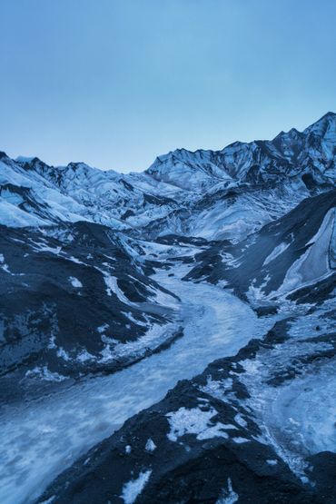 Eisiger Fluss durch den Ice Cave