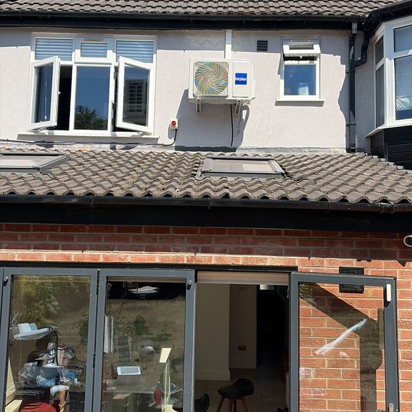 Air conditioning installation, heat pump service, damp proofing, rising damp mould control 