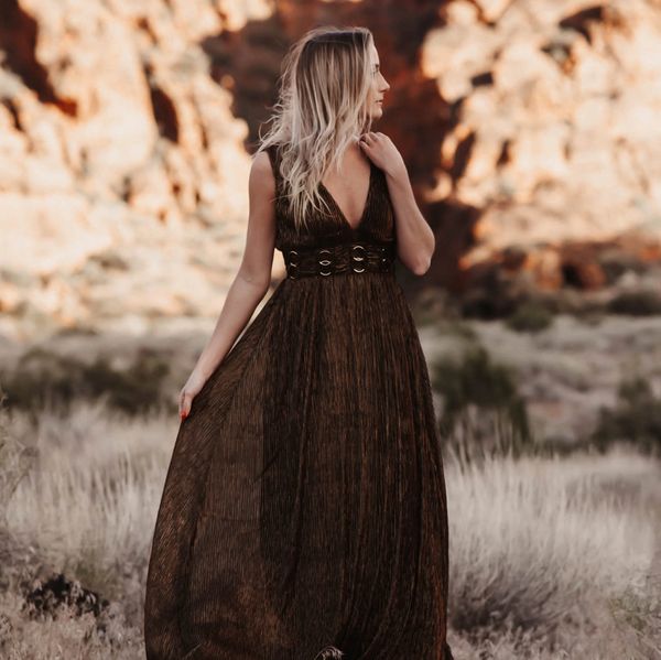 - Lindsey Chastain , Owner & Lead Photographer