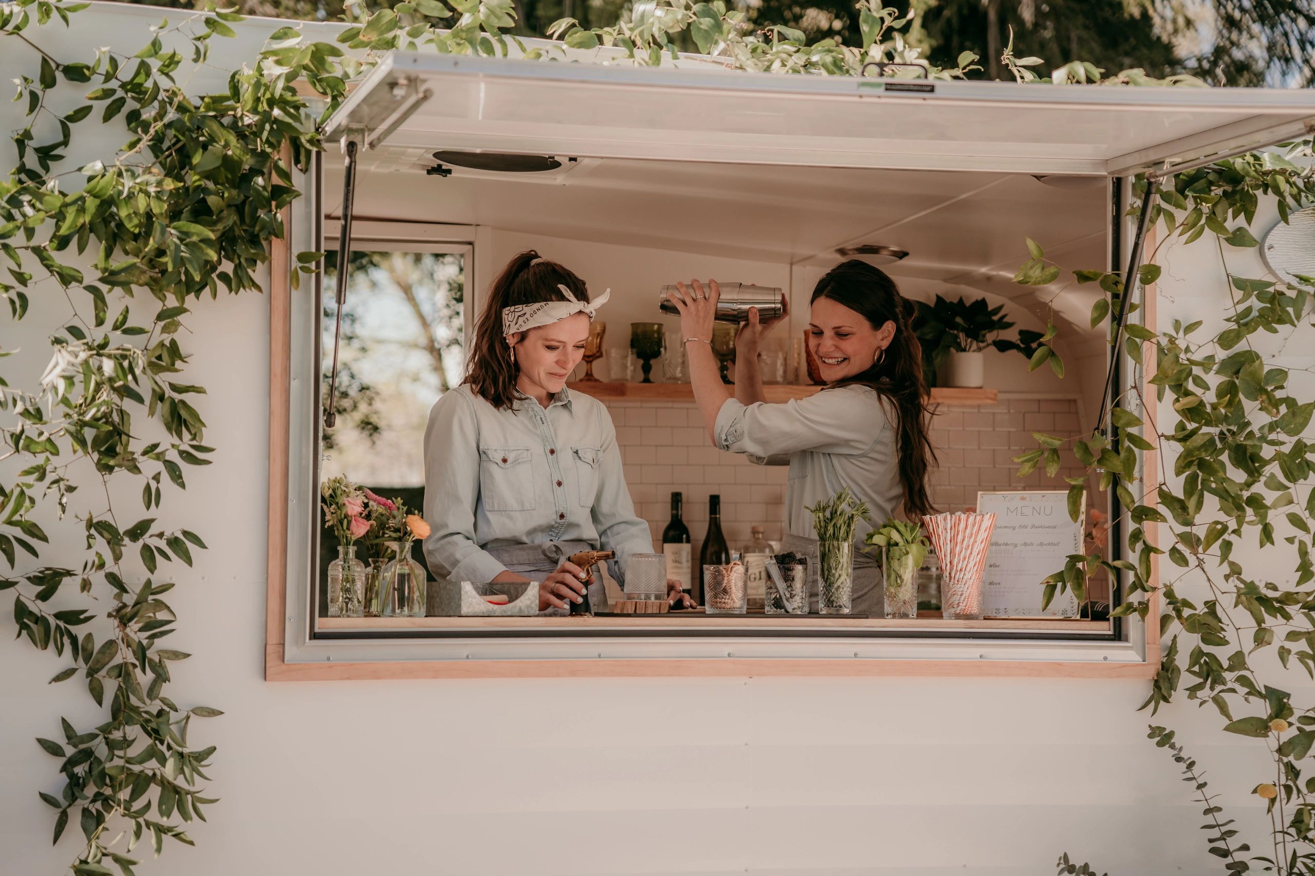 Vintage Views Bar - Mobile Bar in Baltimore