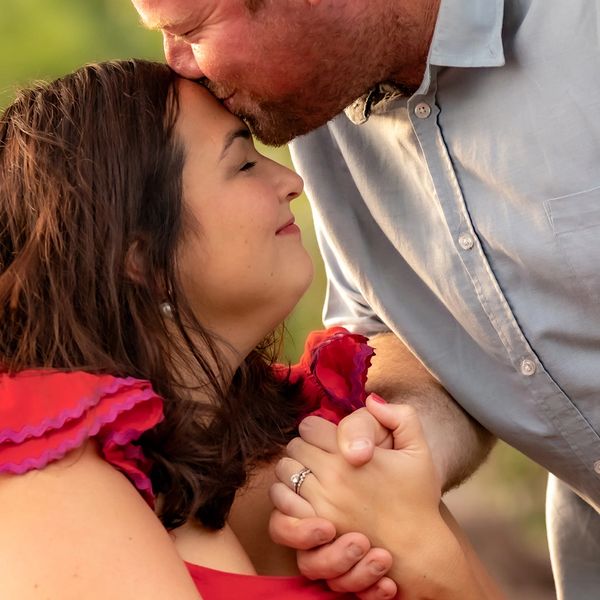 Darwin RexYu Photography provides professional wedding, family, and commercial photography services