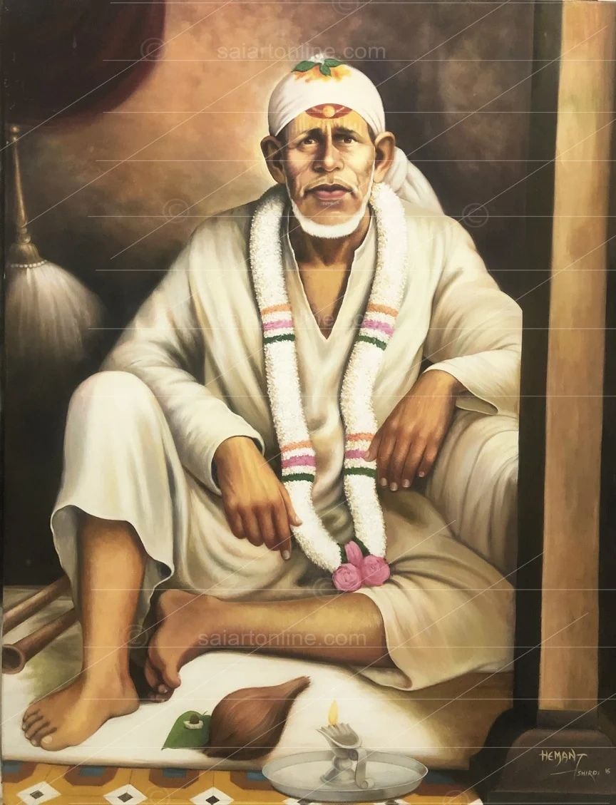 Sai Baba’s stone seat and other holy belongings and experience the spiritual atmosphere of Dwarkamai