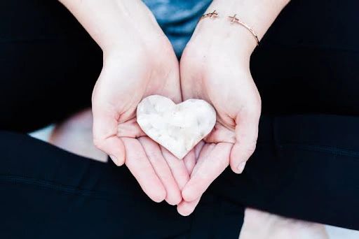 How to Maintain Your Energy While Caring for a Loved One with Long COVID