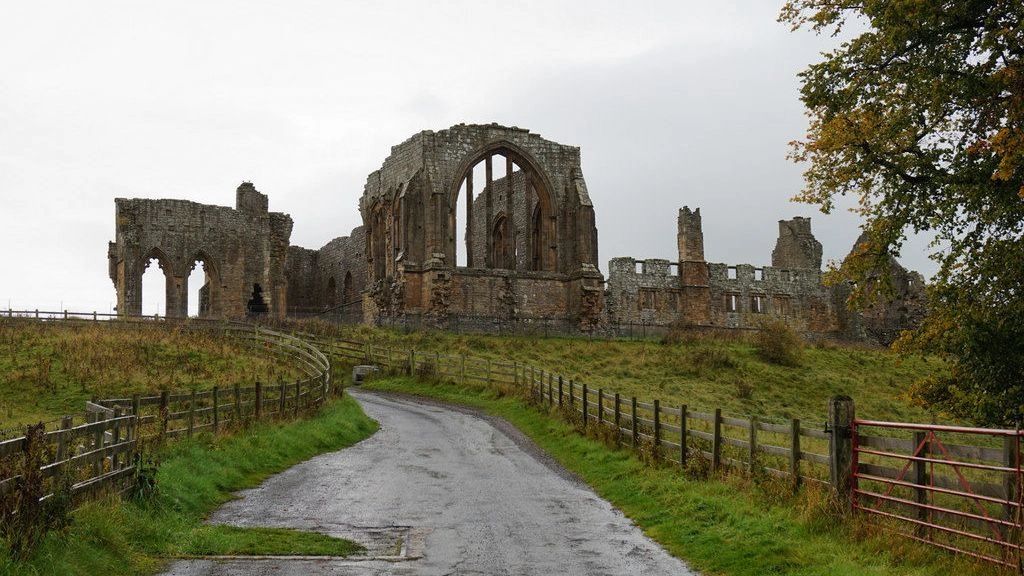 The Amazing Latrine System of England's Egglestone Abbey