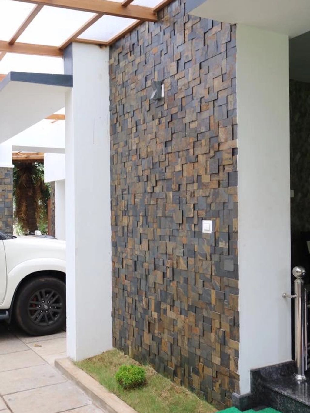  A Timeless Overture: Natural Black Rustic Walls