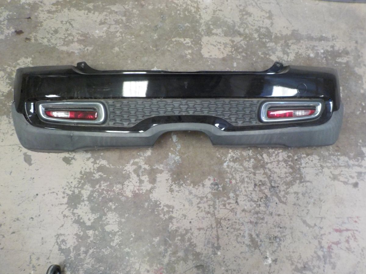 Front Black Grille With Chrome Trim – Fits 2011–2015 Mini Cooper Base (MC1200103)