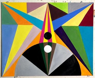 Central intersection of colored triangles