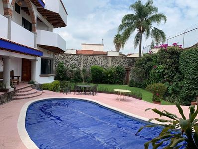 Casa en renta en Cuernavaca para 30 personas con alberca para fiestas y fin de semana 