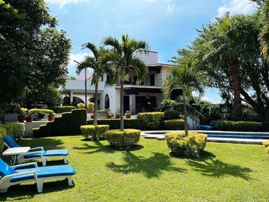 Casa 178 en Cuernavaca con alberca para fin de semana, fiestas y grupos