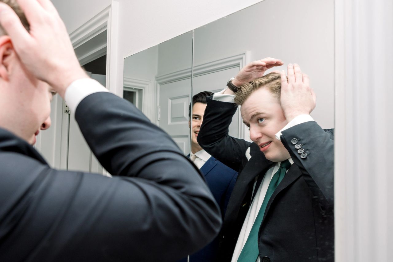 Wedding morning Groom prep