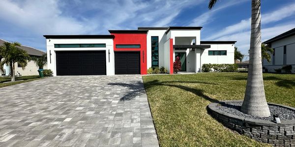 exterior home recently painted - Schmidt Remodeling 