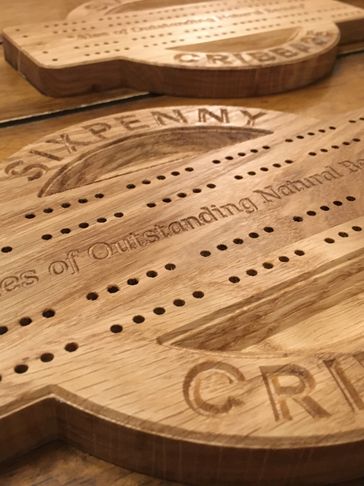 Solid Oak Cribbage Board
Customized wooden products to personal preferences