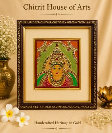 Maa Lakshmi Mukha — Divine Face Portrait